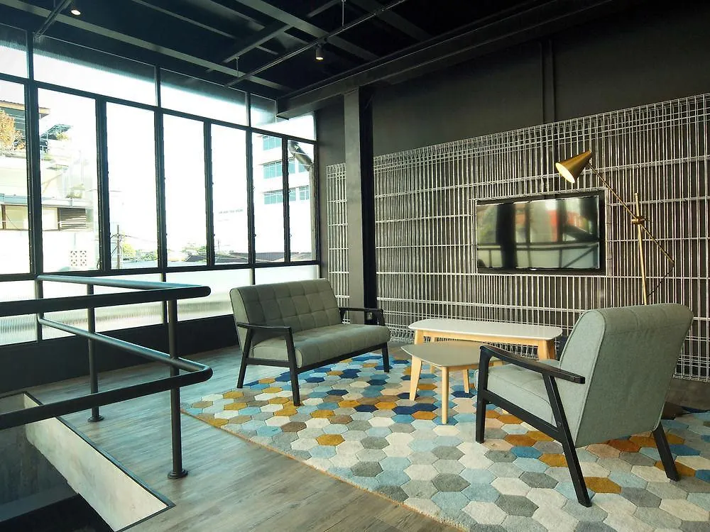 Container Hotel Penang جورج تاون 2*,